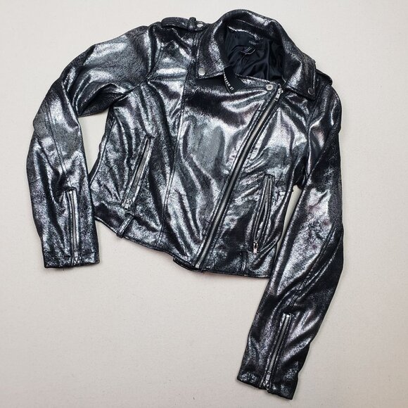 Forever 21 Women's Metallic Silver Cropped Moto Jacket Sz M NEW WITH TAGS!!! - Picture 1 of 8